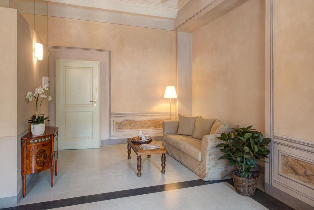 Altido Palazzo Piazza Mazzini Hotel Pescia Room photo